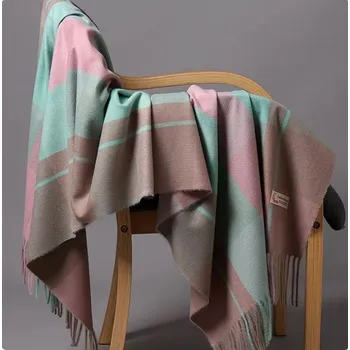 Šála Krásně hřejivá zimní pašmínová šála s kostkovým vzorem Barva: 45