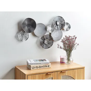 Nástěnná dekorace černé a šedé železo 78 x 49 cm ručně vyráběná nástěnná dekorace moderní industriální bytové doplňky Beliani