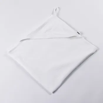 Dárková krabička Tulimese Dárková krabička malá mušelínová osuška s kapucí VÝBĚR BARVY/MATERIÁLU: MUŠELÍN SMETANOVÝ