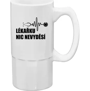 Sklenice Půllitr bílý vysoký Lékařku nic nevyděsí