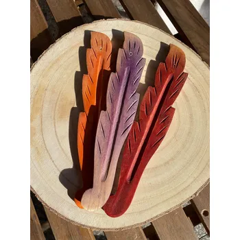 Vonná tyčinka Aw. gifts Stojan na vonné tyčinky - List 1ks Barva: Červená