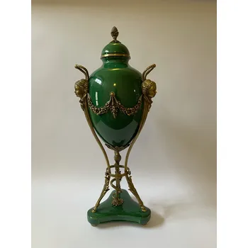 Váza PORCELÁNOVÁ VÁZA S MOSAZNOU FIGURÁLNÍ MONTÁŽÍ