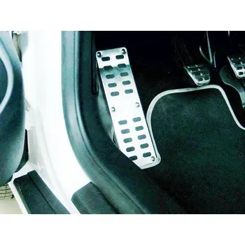 Tuning Sportovní opěrka nohy - Škoda Octavia II. (Sportovní opěrka nohy pro Škoda Octavia II. 2004-2012)