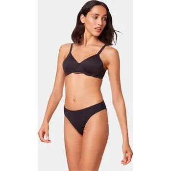 Podprsenka Triumph Podprsenka s kosticemi Modern Lace 10215960 Černá 80D