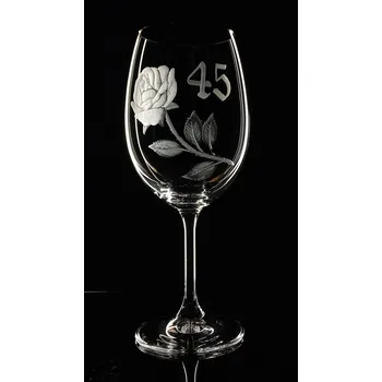Sklenice Sklenka k 45 narozeninám s růží - ručně ryté (broušené), dárková krabička