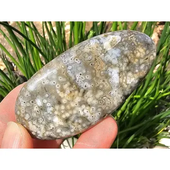 Přírodní kámen Jaspis oceán hladký kámen 79g