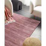 Koberec růžový viskózový 160 x 230 cm všívaný s krátkým vlasem moderní design obývací pokoj Beliani