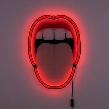 Lampička SELETTI LED dekor nástěnné světlo Tongue, 41x58cm - kabel 168 cm multicolor, čirá LED celkem 24 W - Doprava zdarma