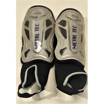 Fotbalový chránič Merc sport Fotbalové chrániče Metal Tec senior silver