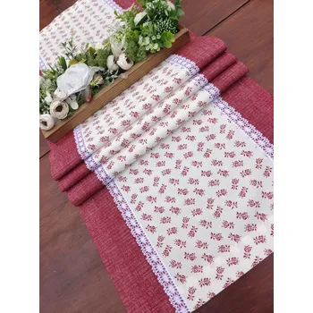 ubrus Běhoun - červené folklórní růžičky na bílé v kombinaci s červenou