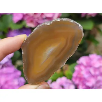 Přírodní kámen Achát plátek hnědý s dutinkou z Brazílie 27g