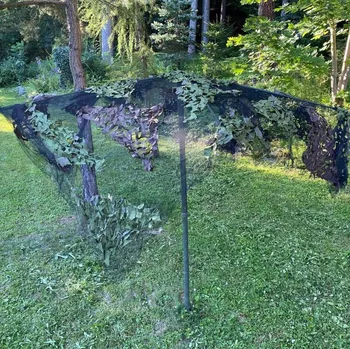 Stínicí technika Slunečník s maskovací sítí orig. Britský (Originální Britský kamuflážní slunečník CAMO CAMBRELLA potažený sítí, kamufluje a zároveň chrání před sluncem.)