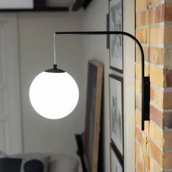 Lampička Markslöjd Nástěnné světlo Dione se zástrčkou, černá/bílá - kabelu se zástrčkou 200 cm 1 x 40 W - Doprava zdarma
