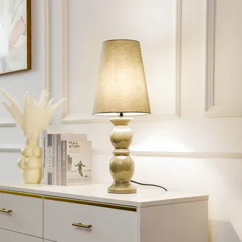 Lampička Stolní lampa Lucande Lyndorin, zelená, keramika - Délka kabelu 160 cm; Ø rámu 12,6 cm 1 x 15 W LED - Doprava zdarma