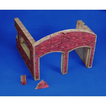 Plastikový model Royal Model 1/35 Destroyed Factory