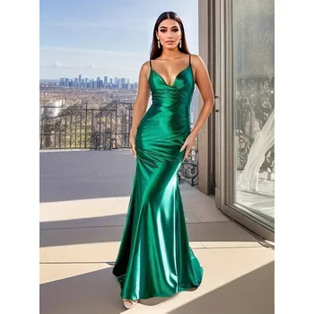 Dámské šaty Dlouhé šaty na špagetová ramínka Barva: Zelená, Velikost: M