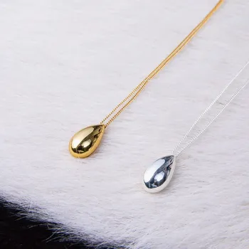 Náhrdelník Náhrdelník se slzou z kolekce Olive Colibra - postříbřený