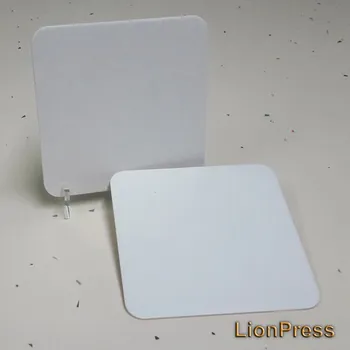 Jednorázové nádobí pivní tácek ( čtvercový ) (bílý pivní tácek - papír)