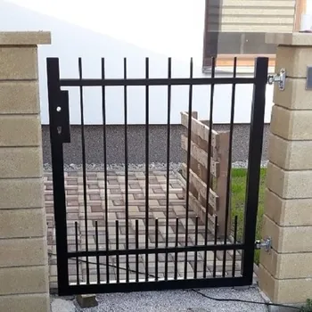 Plot Kovaná branka jednokřídlá š. 1000 x v. 1200 Zn+komaxit (černá, hnědá, šedá, zelená aj.)