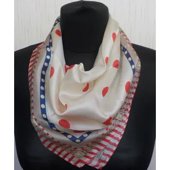 Šátek Malý šátek z hedvábí—Puntíky 4