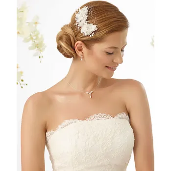 Čelenka StudioAgnesSvatební hřebínek 128 do vlasů s krajkou a s francouzkým závojem