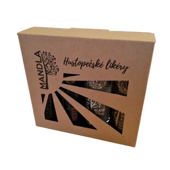 Likér Mini likéry 0,04L (balení 4ks) První chuť: Mandla základní nesladká 40% alk., Druhá chuť: Mandla karamel 35% alk., Třetí chuť: Ořechovka 35% alk.