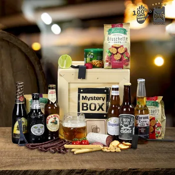 Dárkový potravinový koš BarKanystr.cz - Dárková bedna pro pivaře XXL s páčidlem