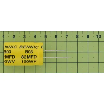 Kondenzátor Bennic Kond. el. bip. rad. 82M 100V