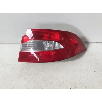 Zadní světlomet Pravé Zadní Světlo Š. Superb II 3T5945096