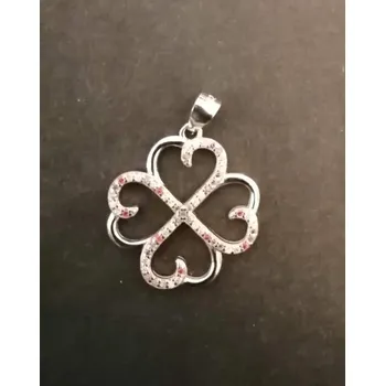 Přívěsek Čtyřlístek - přívěsek ze stříbra zdobený červenožlutým mikrosettingem