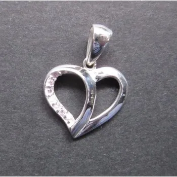 Přívěsek Srdce - přívěsek ze stříbra vykládaný po straně růžovými umělými mikrozirkony