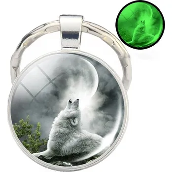 Klíčenka vlk - svítí ve tmě (15) (Přívěšek na klíče vlk)