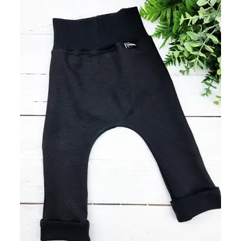 Kulišárny Rostoucí kojenecké tepláky BLACK VELIKOST: 50