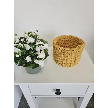 Květináč Ebbie Háčkovaný kryt na květináč - ŽLUTÝ