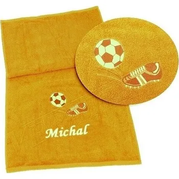 Osuška s výšivkou fotbalové kopačky a míče + jméno 70x140 žlutá