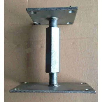 Kotevní patka pilíře stavitelná