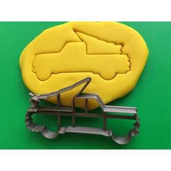 Dortová svíčka Auto se stromkem #1 vykrajovátko