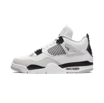 Air Jordan Jordan 4 Retro "Military Black" Velikost: 41