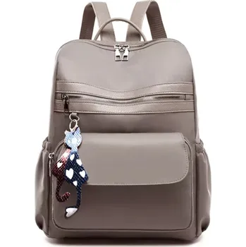 Městský batoh Dámský nylonový městský batoh Barva: Béžová