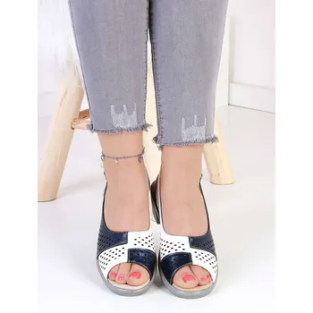 Dámské sandále Chunsen Sandály na podpatku B303-11BL.WH Velikost: 39