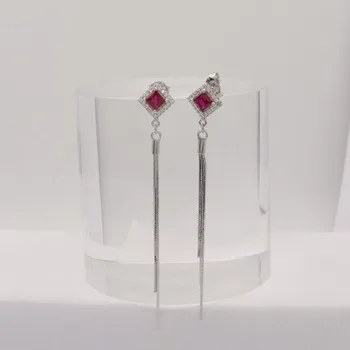 Náušnice Stříbrné náušnice na puzetu