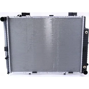 Chladič motoru Chladič, chlazení motoru NISSENS 62608A