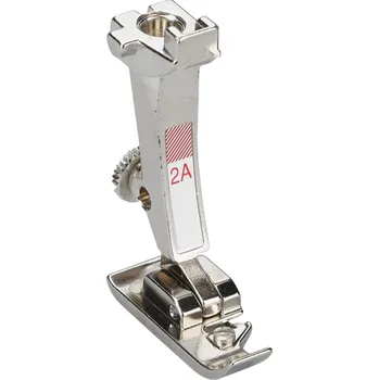 Příslušenství k šicímu stroji Bernina patka č.02A overlocková s vedením stehu - šíře stehu 9mm