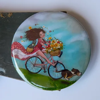 Dekorativní magnet Cyklistka - velký magnet 75 mm