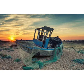 Fototapeta DIMEX | Vliesová fototapeta Opuštěná rybářská loď MS-5-2779 | 375 x 250 cm | zelená, modrá, oranžová, šedá + Vliesová fototapeta na stěnu DIMEX Opuštěná rybářská loď MS52779 v rozměru 375 x 250 cm + lepidlo zdarma