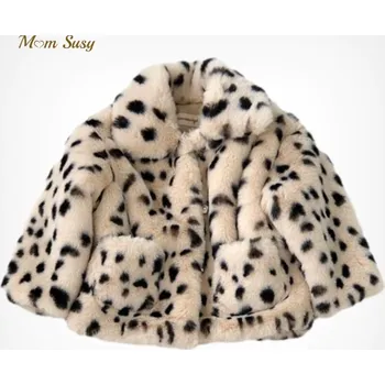 Kojenecká bunda Kojenecký leopardí hřejivý plyšový kabátek s límcem a kapsami Velikost: 110/2-4T