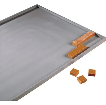 TOMGAST Forma silikonová plochá 55,5 x 36 x 1 cm