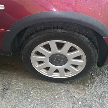 Karosérie Plastové lemy blatníků Audi A4 5dv. combi 1994-2000