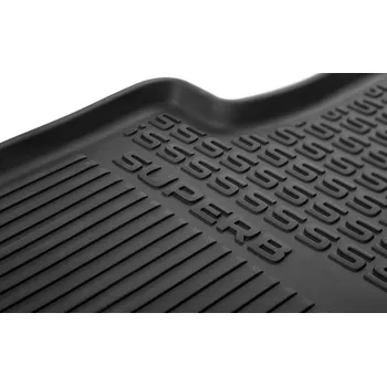 autokoberec Sada gumových koberců - zadní - SUPERB III - originál Škoda