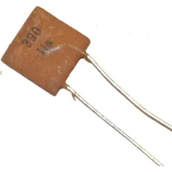 Elektronická součástka 390pF/40V TK774, keramický kondenzátor